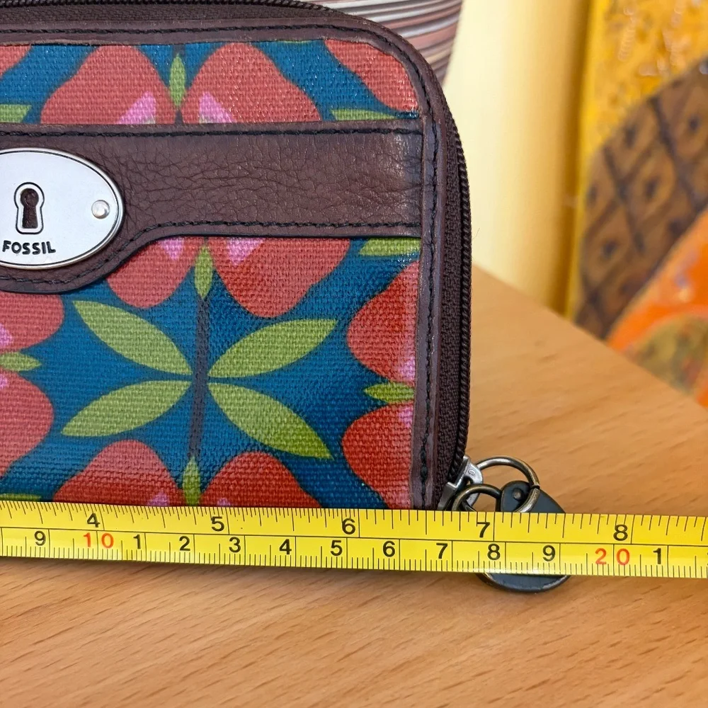 Fossil Key-Per Coated Wallet Leather Clutch Zip Around Floral Teal Red Brown - Picture 6 of 7